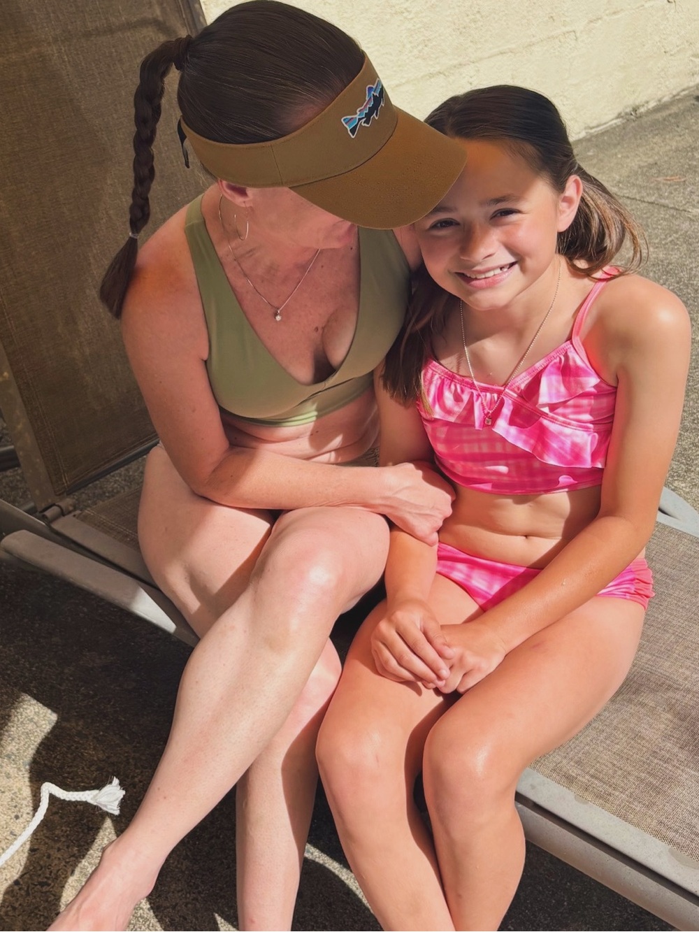 Cheers 🥂 - Picture 3 of 16